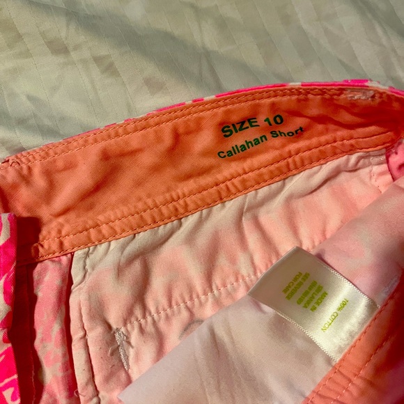 Lilly Pulitzer Callahan Shorts - Picture 2 of 2